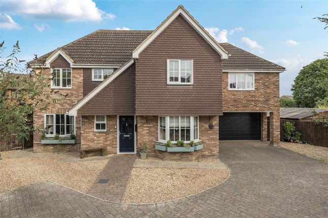 Westoning MK45 5 bed detached house for sale
