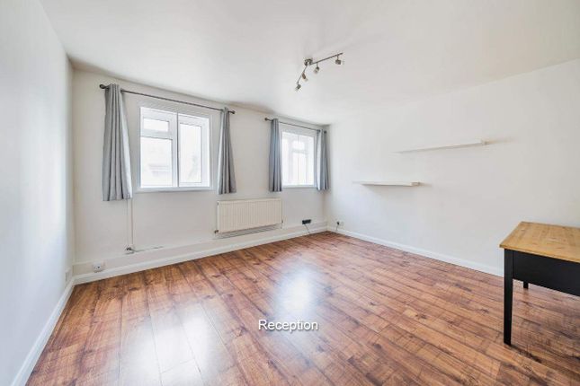 Rosebery Avenue, Clerkenwell, London... 3 bed flat for sale