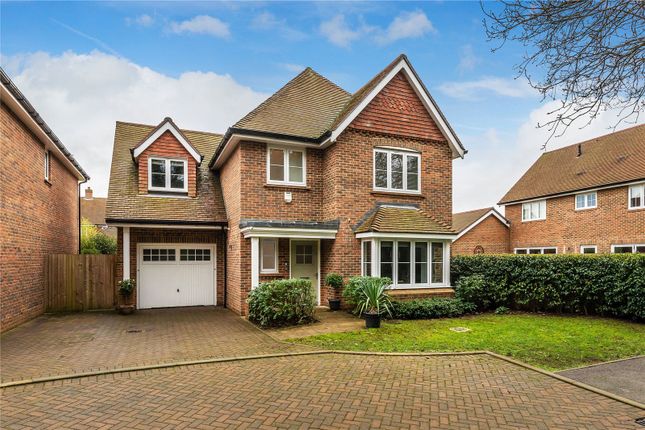 Sycamore Road, Cranleigh, Surrey, GU6 4 bed detached house for sale