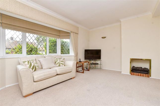 Parsonsfield Road, Banstead, Surrey 3 bed semi