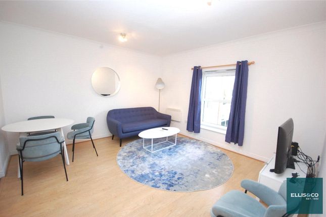 High Road, North Finchley, N12 1 bed apartment for sale