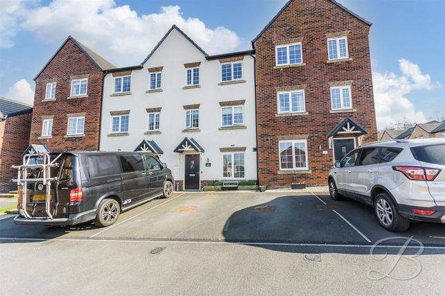4 bedroom town house for sale