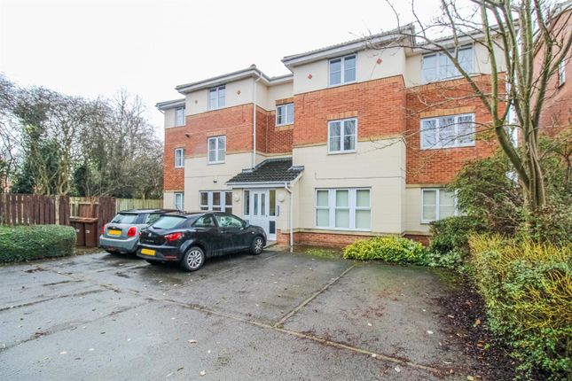 Weavers Chase, Wakefield WF2 2 bed flat for sale