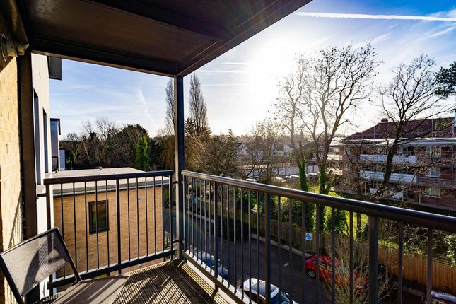 2 bed flat