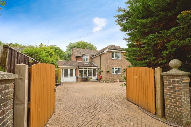 4 bed detached house