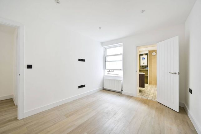 Coomassie Road, Maida Vale, London, W9 2 bed flat for sale