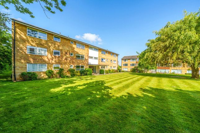 The Shimmings, Boxgrove Road... 3 bed flat for sale