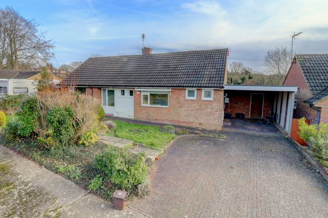 Almond Way, Buckinghamshire HP27 2 bed bungalow for sale