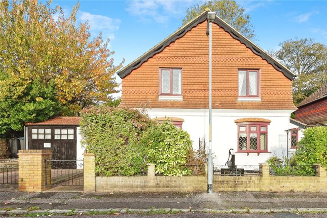 4 bed detached house