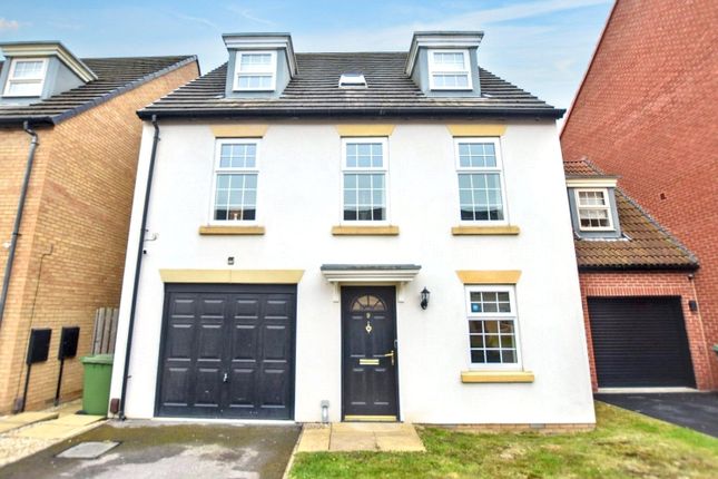 Renison Court, Leeds, West Yorkshire 4 bed detached house for sale