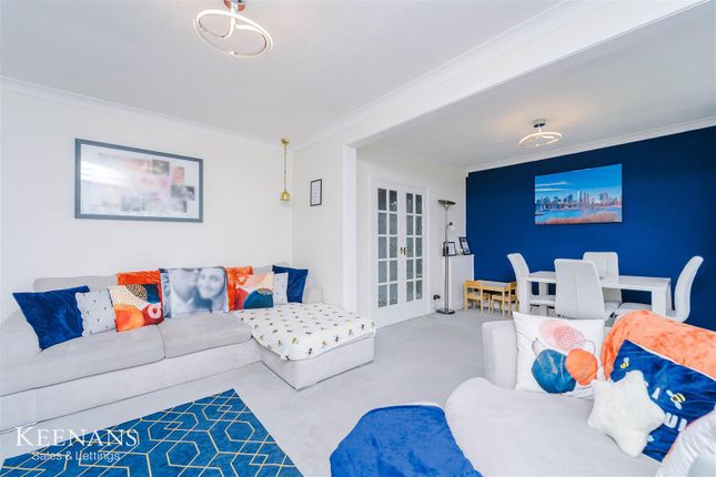 4 bedroom semi-detached house for sale