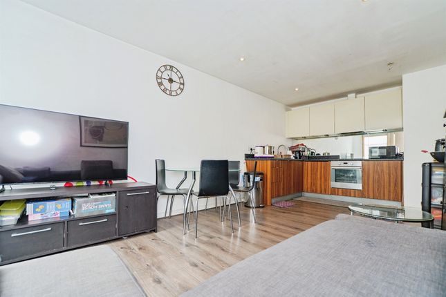 1 bedroom flat for sale