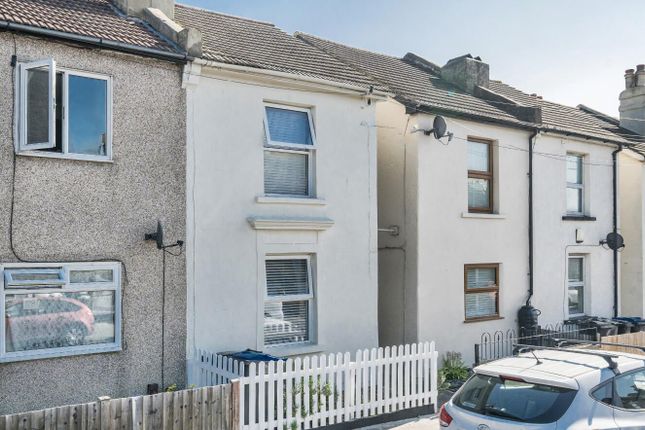 Clifton Road, London 2 bed terraced house for sale