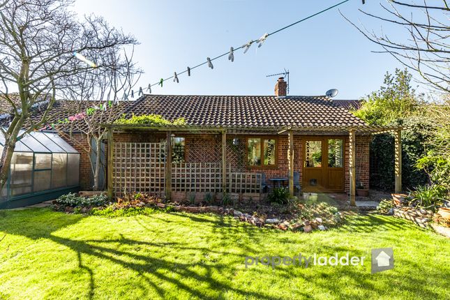 2 bed detached bungalow