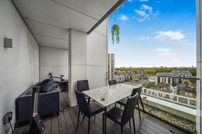 Battersea Exchange London SW8 3 bed apartment for sale