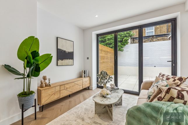Ponsard Road, London NW10 2 bed ground floor flat for sale