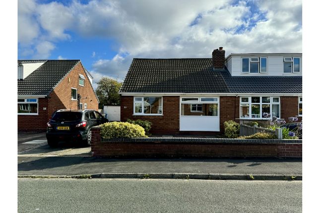 2 bedroom semi-detached bungalow for sale