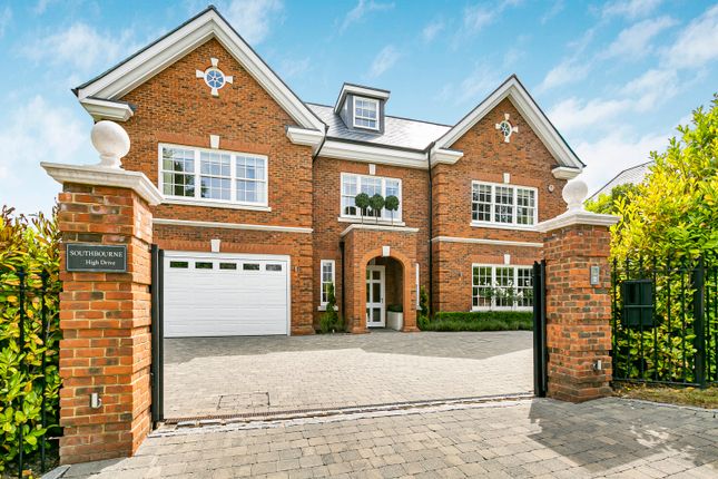 6 bedroom house for sale