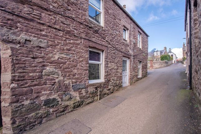 3 bedroom maisonette for sale
