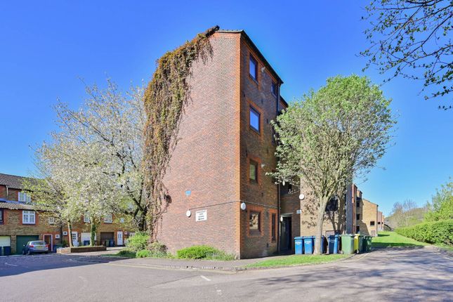 Hartington Close, Sudbury, Harrow, HA1 2 bed maisonette for sale