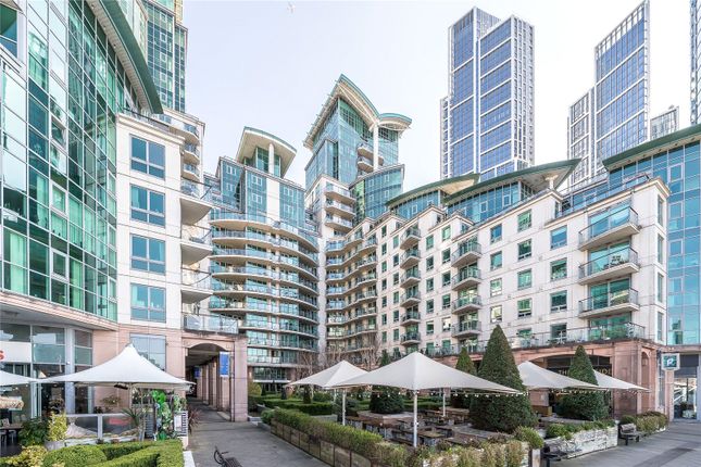 St. George Wharf, London SW8 2 bed flat for sale