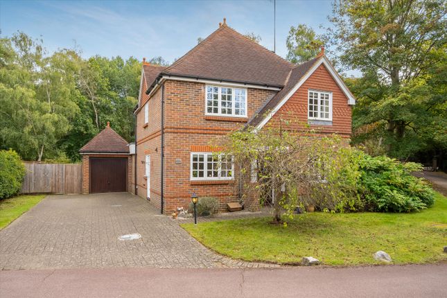 4 bed detached house