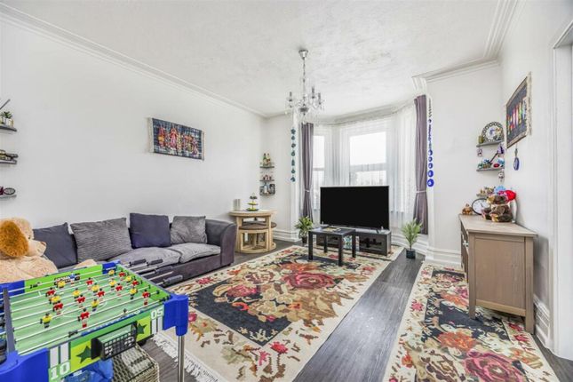 2 bed flat