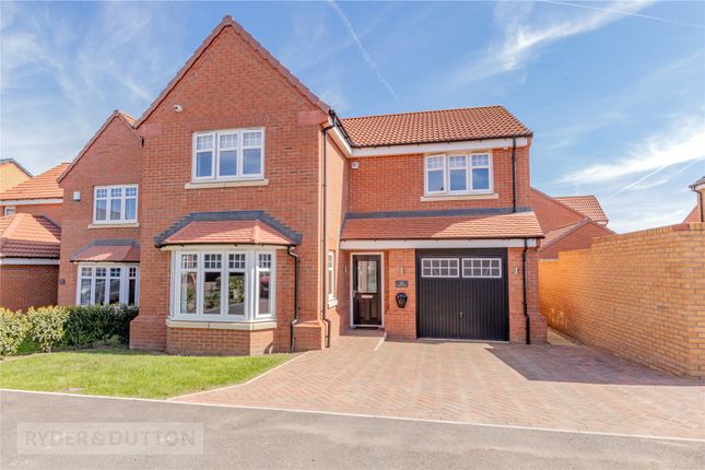 Highfield Close, Fixby, Huddersfield... 4 bed detached house for sale