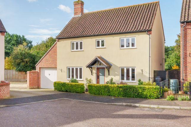 4 bed detached house