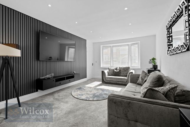 2 bedroom semi-detached bungalow for sale