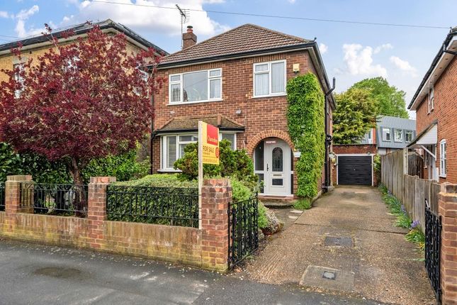 Egham,  Surrey,  TW20 5 bed detached house for sale