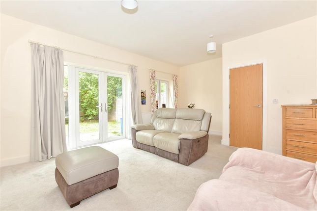 Lloyd Road, Chichester, West Sussex 3 bed semi