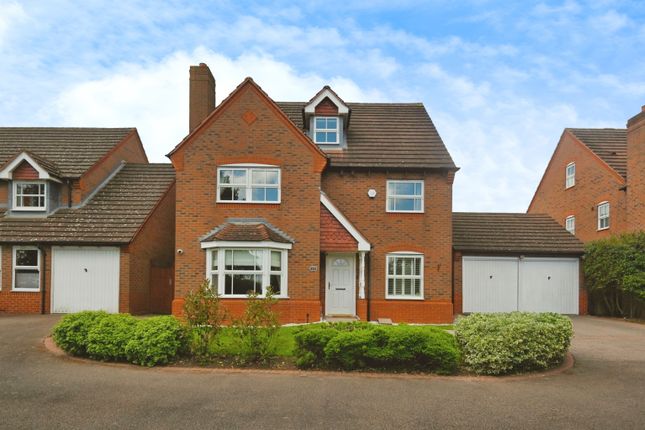 4 bed detached house
