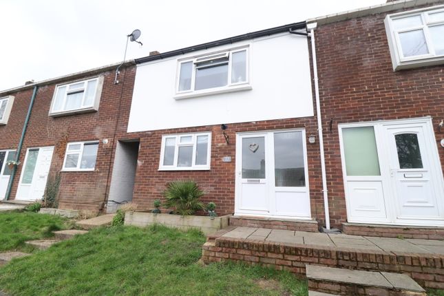Gobions, KINGSWOOD, Basildon, SS16 2 bed terraced house for sale