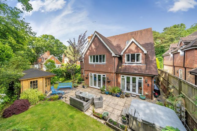 Thakeham Road, Storrington, RH20 6 bed detached house for sale