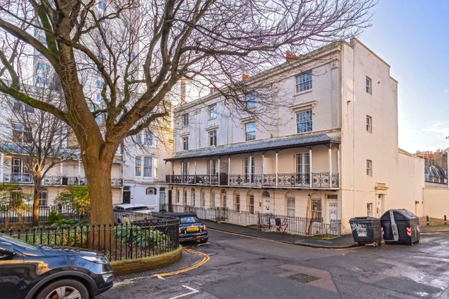 Russell Square, Brighton 1 bed apartment for sale