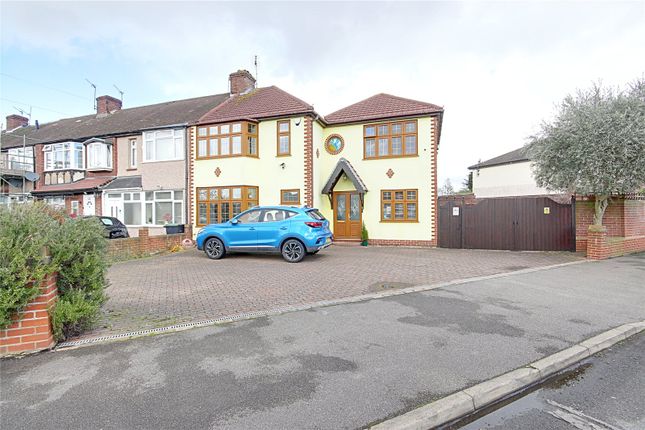 Ian Square, Enfield, Middlesex, EN3 4 bed end of terrace house for sale