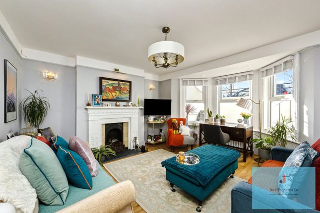 Walpole Terrace, Brighton, BN2 1 bed apartment for sale