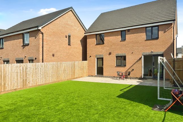 4 bed terraced house