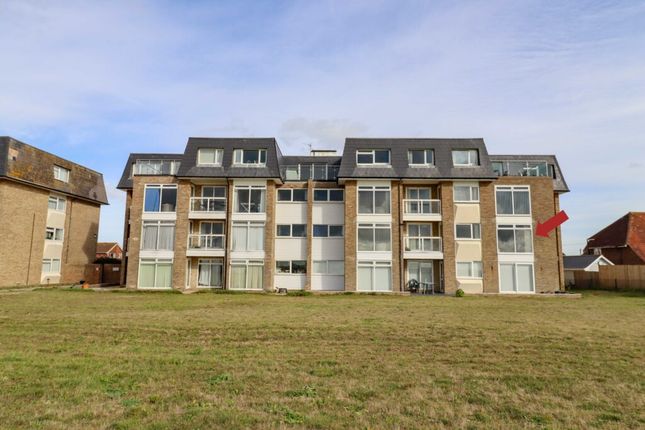 3 bedroom flat for sale