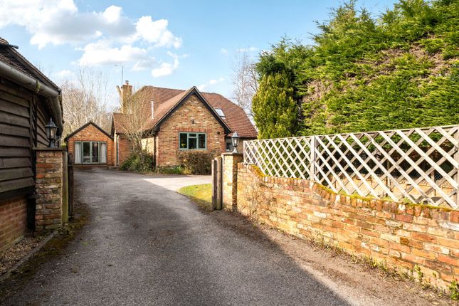 Mill Lane, Pirbright, GU24 4 bed detached house for sale