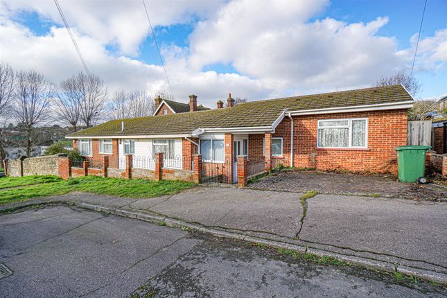 4 bedroom detached bungalow for sale