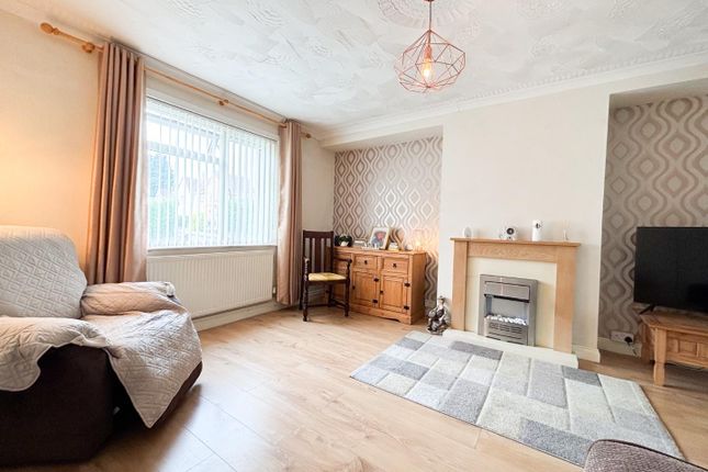 Athlone Walk, Knowle, Bristol 3 bed end of terrace house for sale