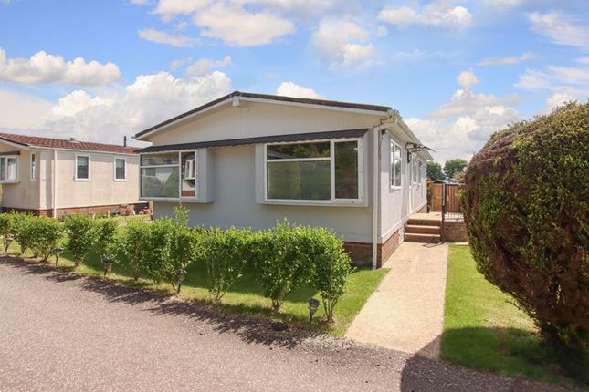 2 bed mobile/park home