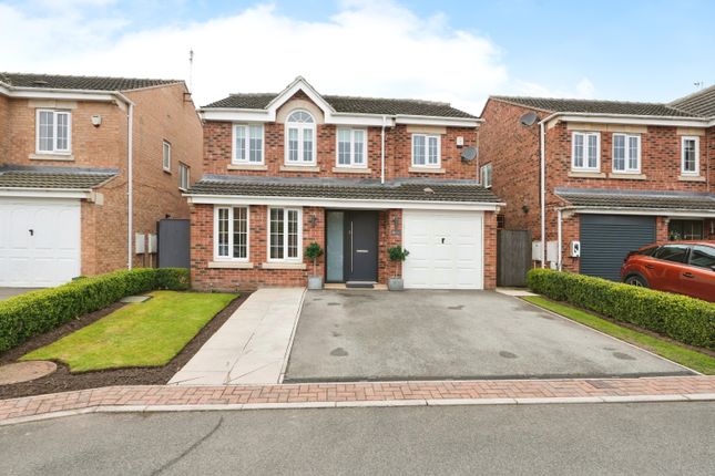 4 bed detached house