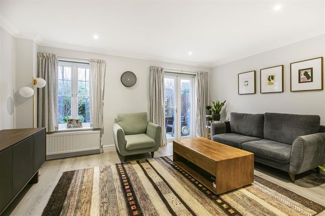 Farrier Place, Sutton 3 bed end of terrace house for sale