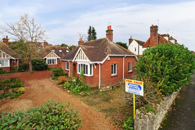 2 bed detached bungalow