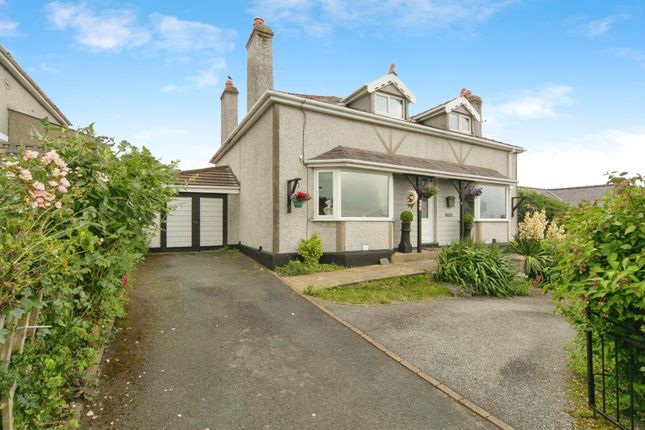 3 bed detached house