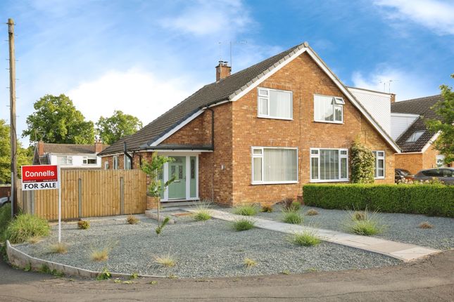 3 bed semi-detached house