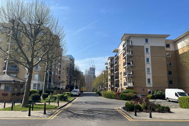 3 bed flat